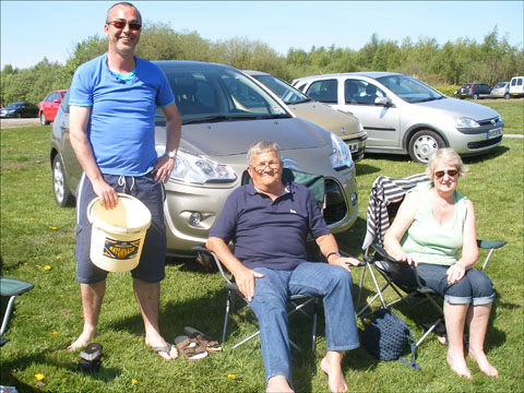 Craig takes the bucket round